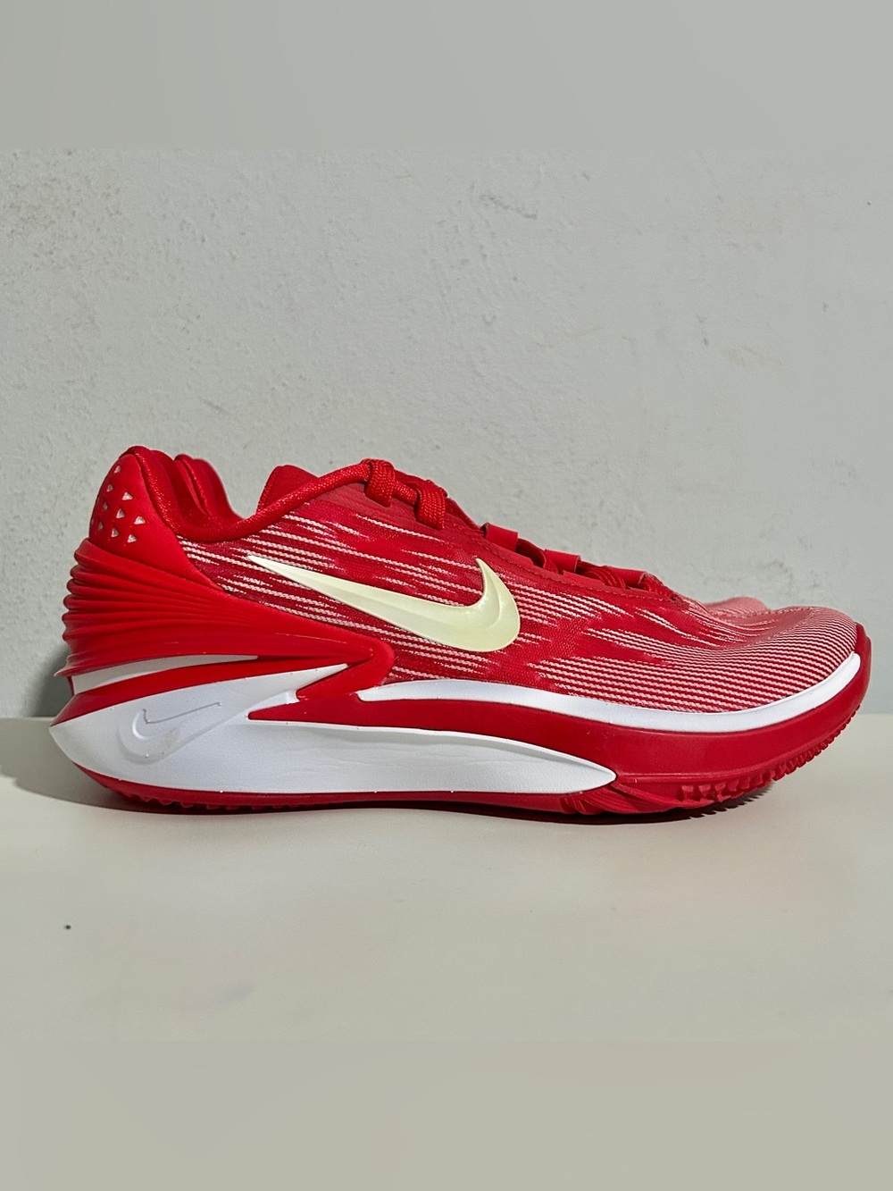 Nike Air Zoom GT Cut 2 TB “Uni Red” Men’s Size 5.5 Basketball Sneakers No Lid - Picture 3 of 11